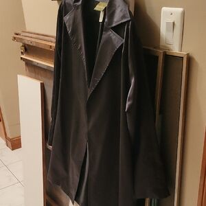 Elegant Black Coat From MARALYCE FERREE
